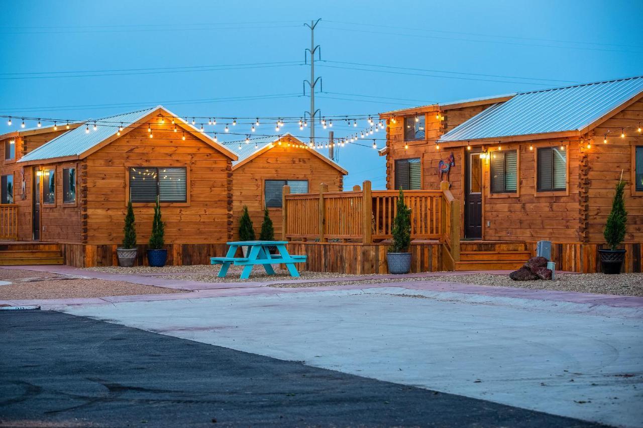 The Big Texan - Cabins And Wagons Αμαρίλο Εξωτερικό φωτογραφία